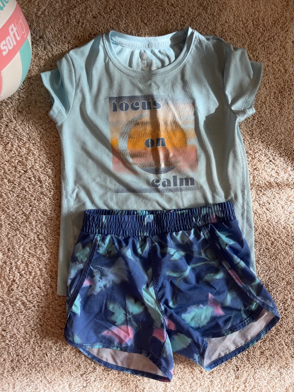 All in motion outfit girl size medium 8